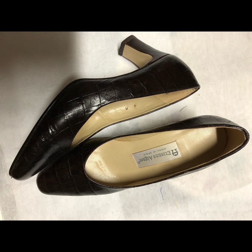 Shoes - Picture 2 of 2